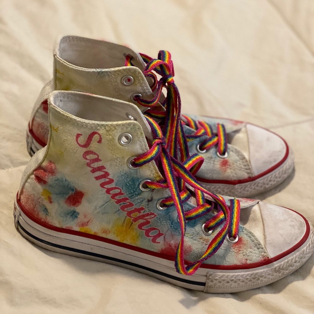 Girls custom Converse All Stars “Samantha” size 3
